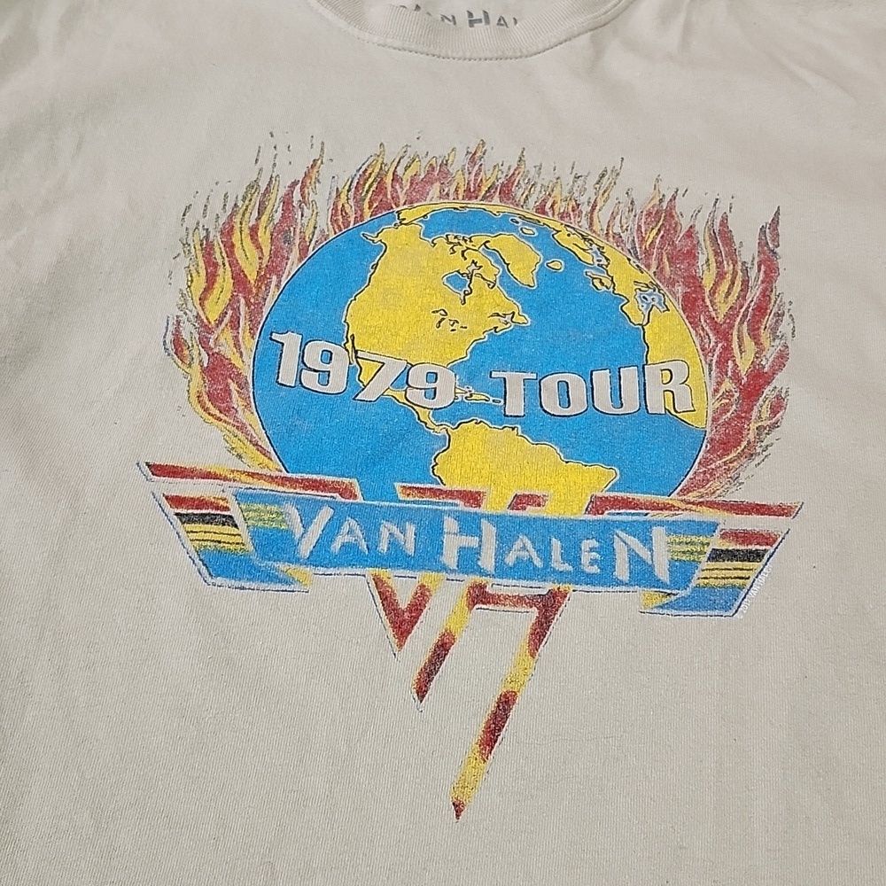 VAN HALEN 1979 WORLD TOUR CONCERT CREW-NECK TEE-SHIRT UNISEX MEDIUM
